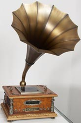 P����-������������� GRAMOPHONE PB-1811/AB/A