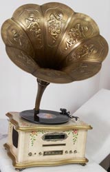 �����-������������� GRAMOPHONE PB-1817/AB/B